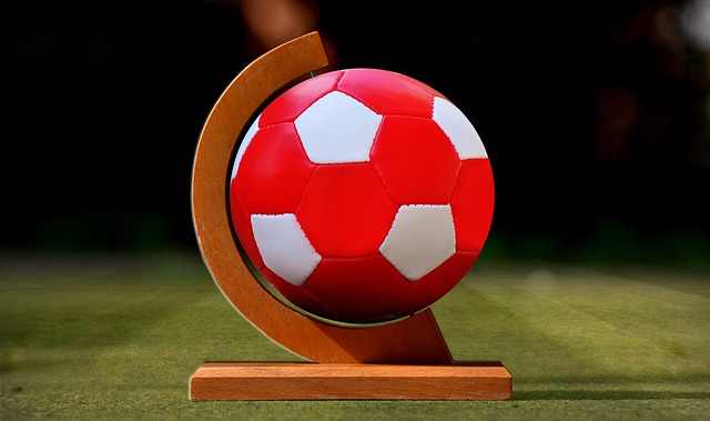 继续在绿茵 继续在绿茵