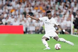 比肩亚历山 比肩亚历山